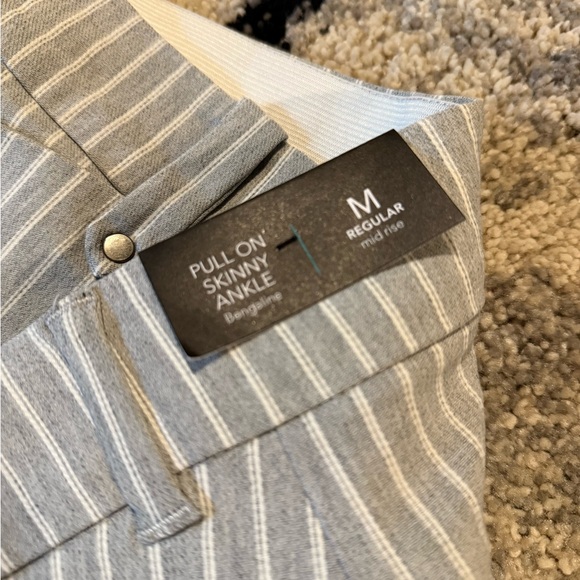 Maurices Bengaline Stripe Skinny Ankle Dress Pant gray combo size medium - Picture 4 of 5